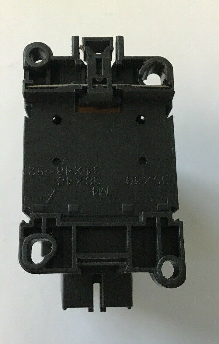 Fuji Electric Contactor SC-03/G SC11AG 200-600V 2-5HP 3 Phase 11AMP 24VDC