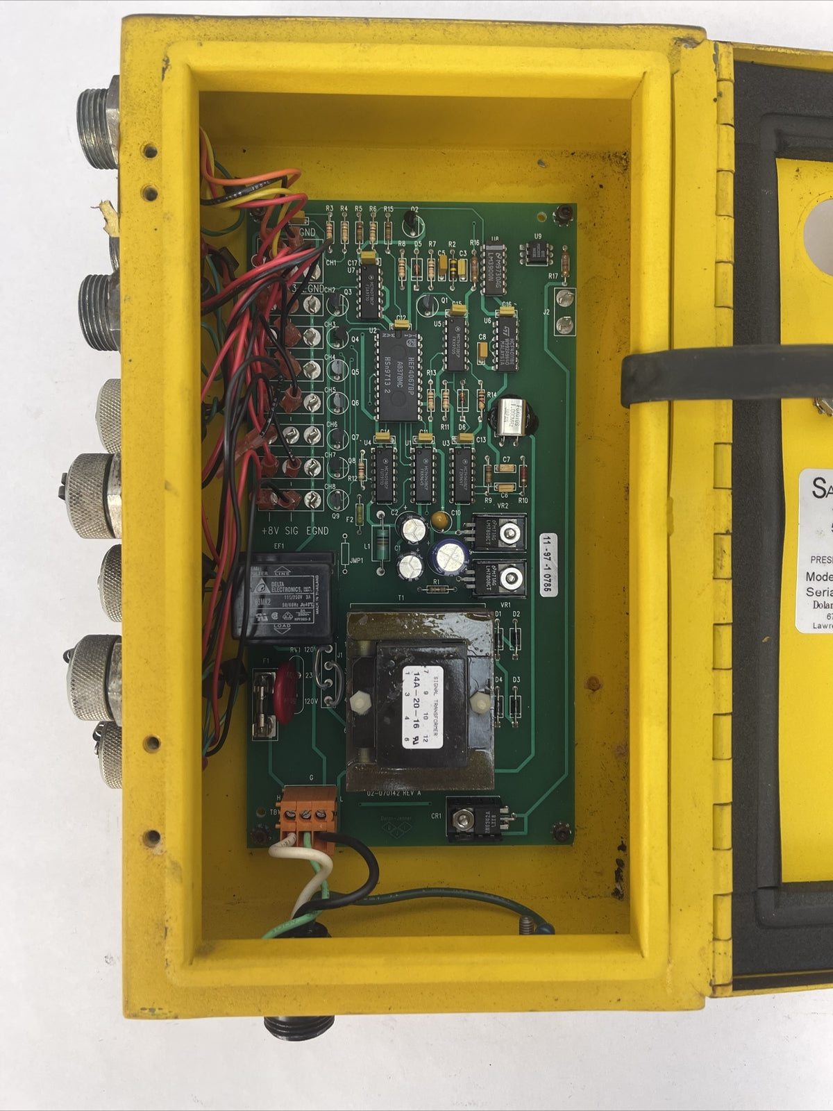 SAFESCAN SS9RMPXR11 TRANSMITTER CONTROL UNIT 115VAC 1AMP MISSING PILOT LIGHT