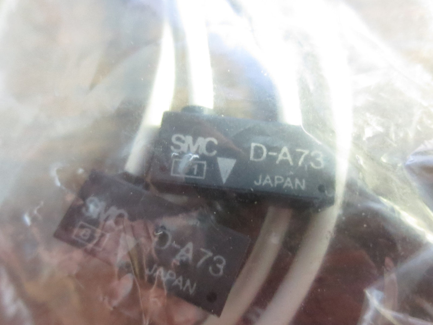 SMC PNEUMATICS D-A73 / D-A73ALSMHJ - SENSOR, REED SWITCH - NEW SURPLUS LOT of 2