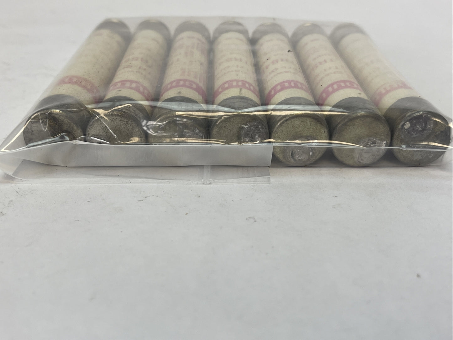GOULD SHAWMUT TRS4R TRI-ONIC TIME DELAY FUSE 600VAC 4AMP (LOT OF 7)