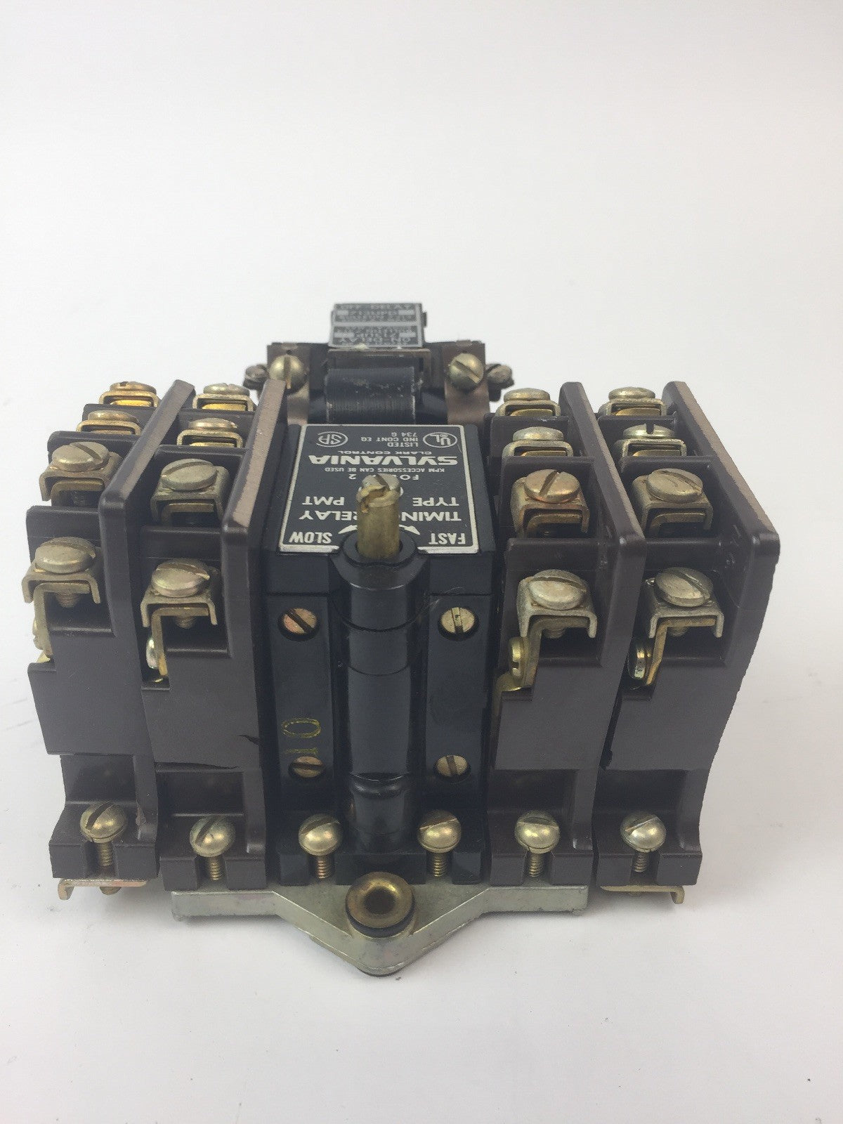 SYLVANIA 713UPG76 A.C. PNEUMATIC TIMING RELAY 10A 600VAC COIL 110-120V 60HZ