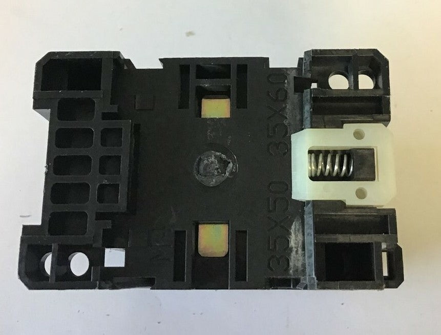 ALLEN BRADLEY 700DC-F220* CONTACTOR SER.C 600VAC 10A