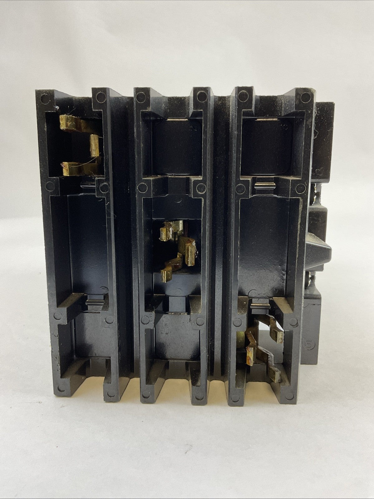 SQUARE D FA34100 CIRCUIT BREAKER 100AMP 480VAC 250VDC 3POLE