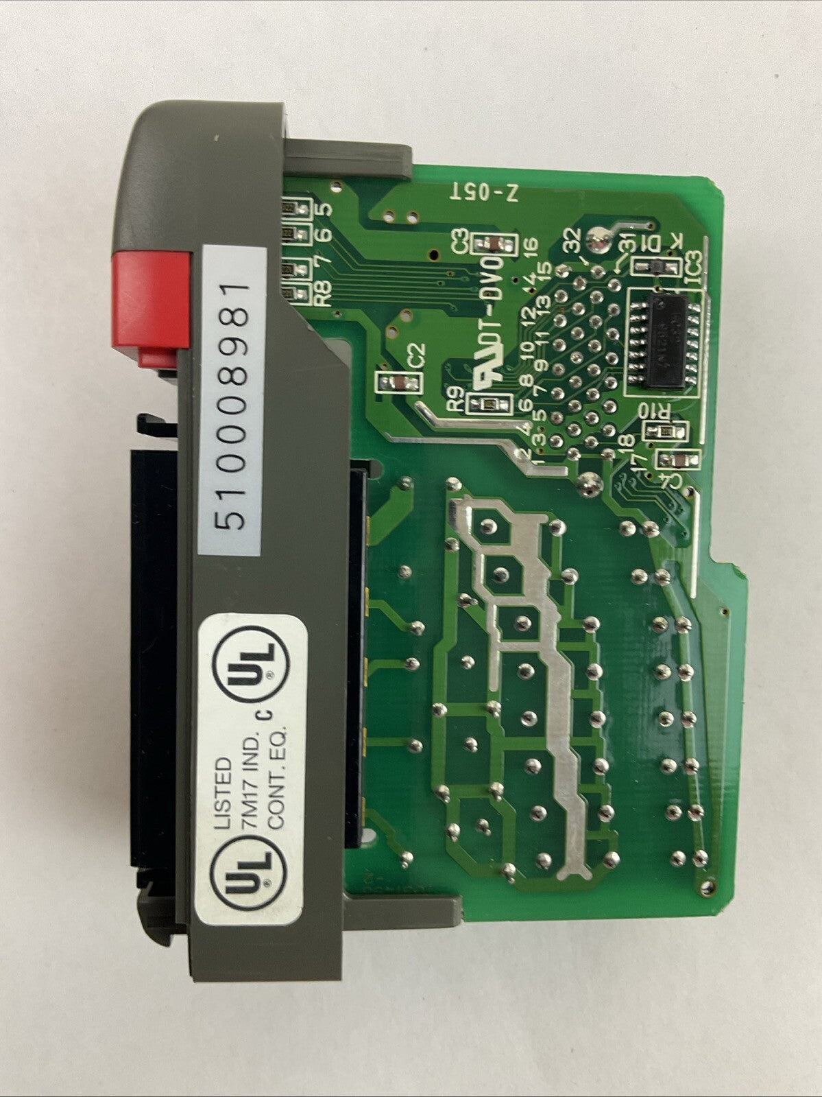 KOYO / AUTOMATIONDIRECT Z-8TR1 OUTPUT RELAY ***MISSING PLASTIC COVER***