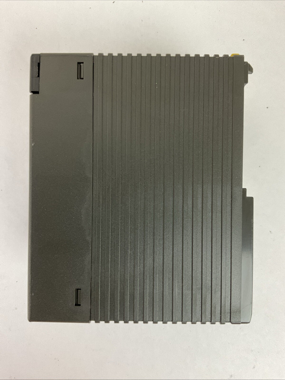 YOKOGAWA F3PU20-0N POWER SUPPLY MODULE OUPUT 5VDC 4.3A INPUT 100-240VAC 85VA