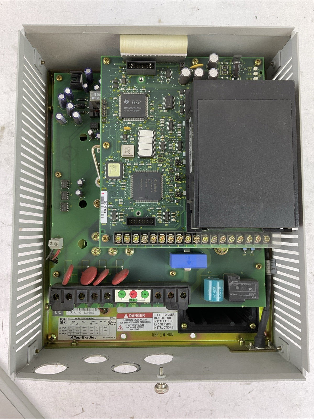 ALLEN BRADLEY 1336F-BRF75-AA-EN-GMS1 AC DRIVE 1336 PLUS II SENSORLESS VECTOR
