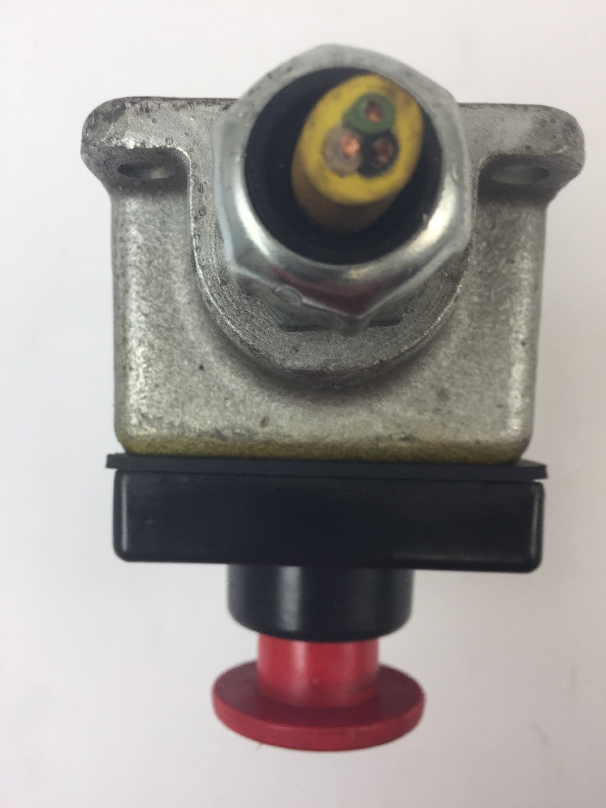 REES 03605-032 PUSH BUTTON 1 INCH GREEN BUTTON 1 3/4 INCH RED BUTTON