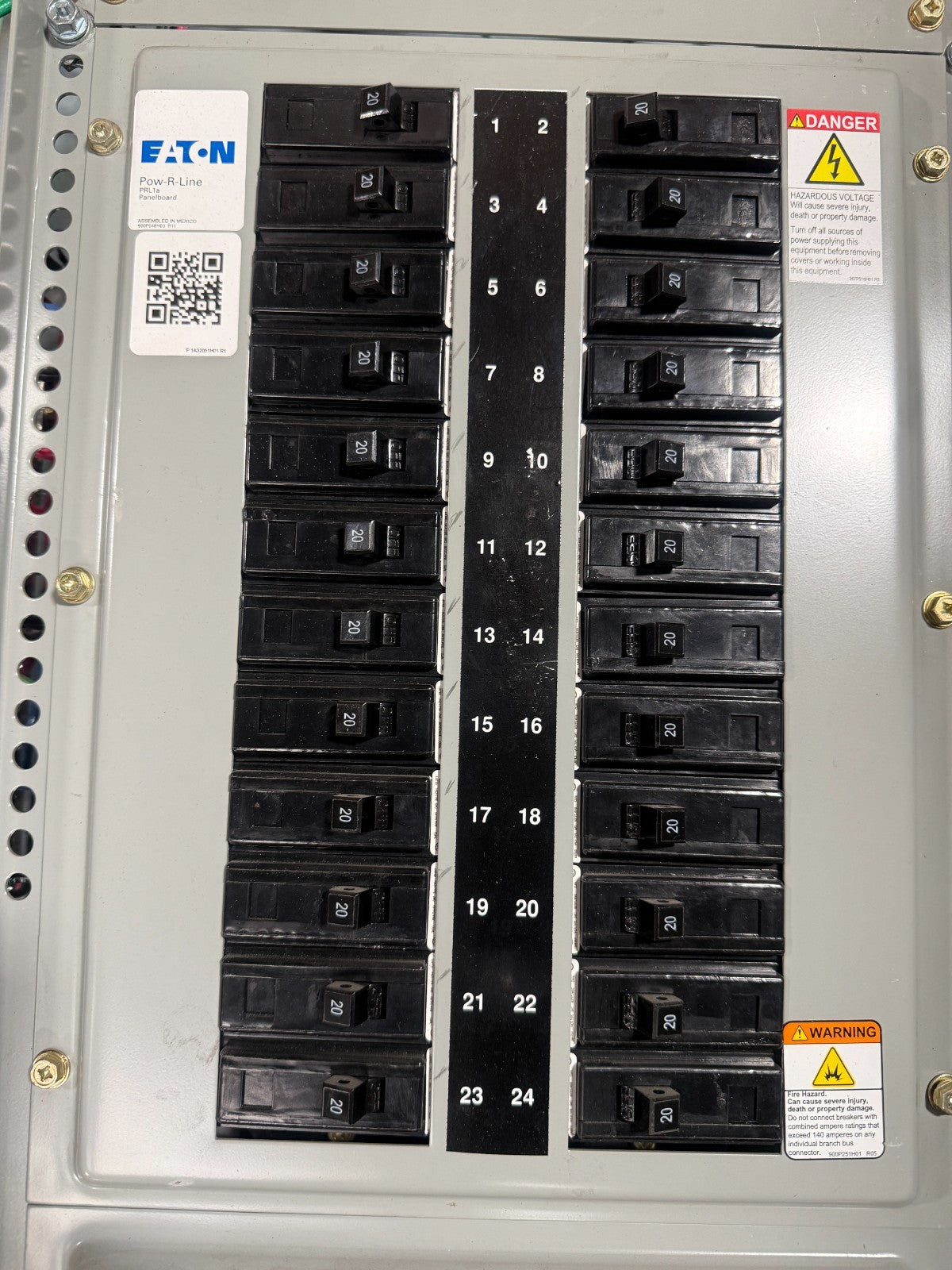 EATON PRL1a CIRCUIT BREAKER PANELBOARD 100A MAIN CIRCUIT BREAKER (42)20A CIRCUIT