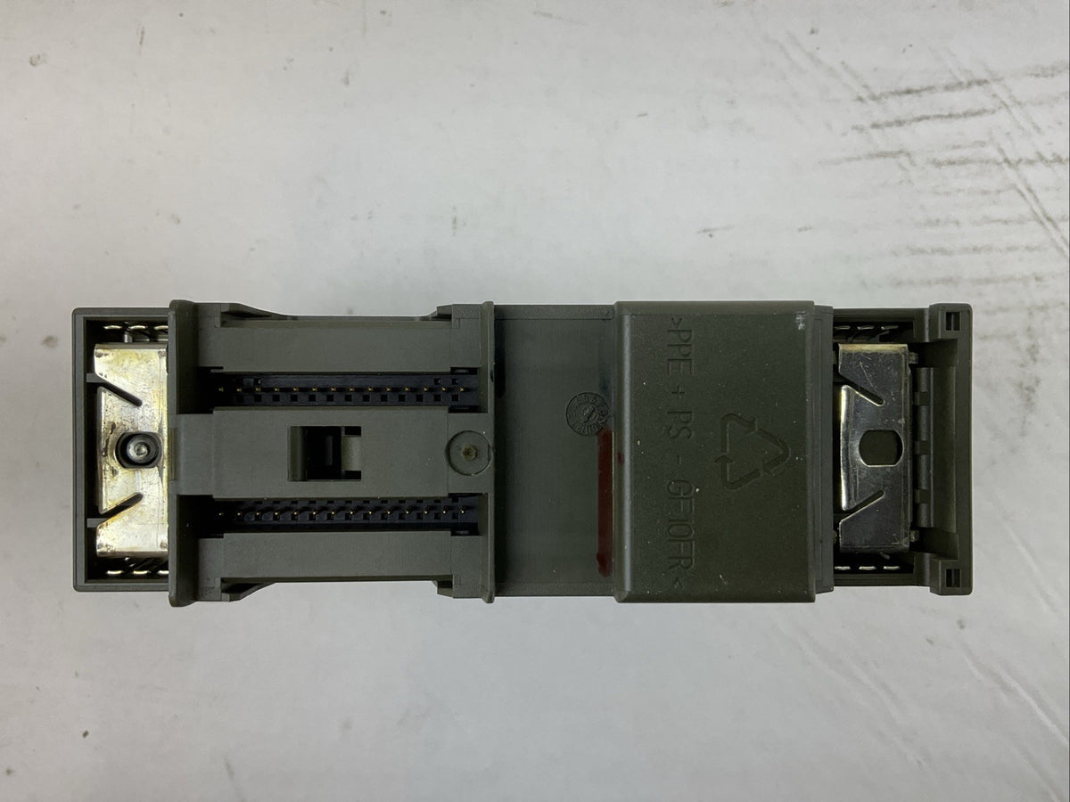 SIEMENS 1P 6ES7 322-1HF20-0AA0 SIMATIC S7 OUTPUT MODULE