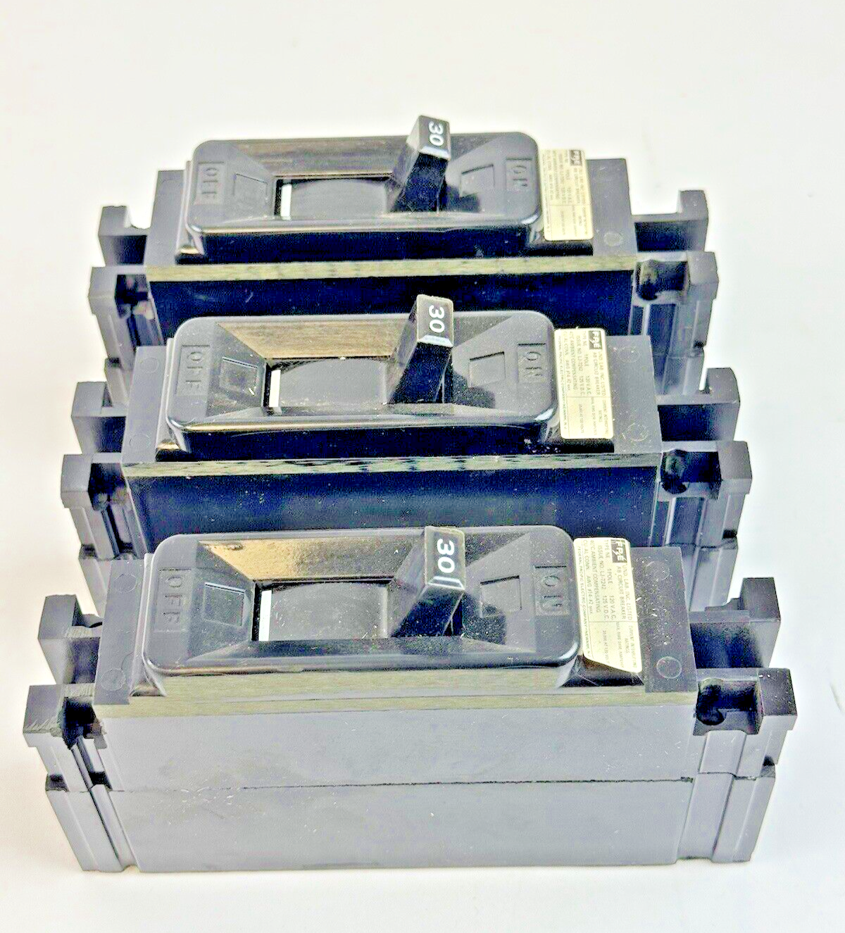 FPE *BOX OF 3* - NE113030 - CIRCUIT BREAKERS - 1 POLE/120VAC/30A, LJ-7242 - NEW