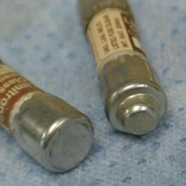 LOT of 9 / BUSSMANN KTK-R-1 (4 pcs) & KTK-R-2 (5 pcs) CLASS CC FUSES / 600V