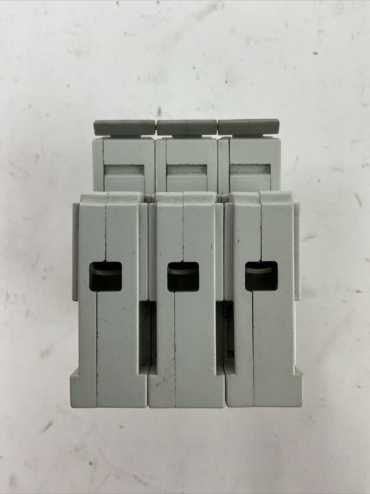 ALLEN BRADLEY 1492-CB3G100 MANUAL MOTOR CONTROLLER 10A 5HP 3PH 480Y/277VAC 3POLE