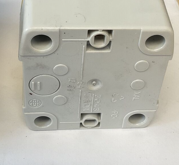 SCHNEIDER ELECTRIC XALK178EH7 CONTROL BOX YELLOW