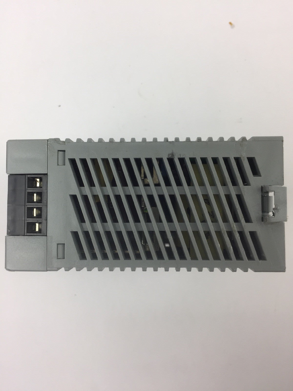 SOLA SDP 2-24-100T POWER SUPPLY INPUT 115/230 VAC 1.1/0.7 A OUTPUT 24 VDC 2.1 A
