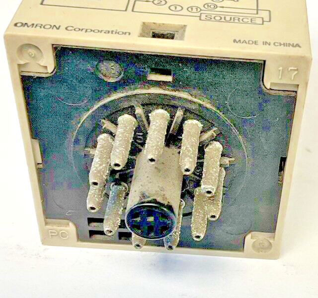 OMRON H3CA-A TIMER RELAY 250VAC 50/60HZ