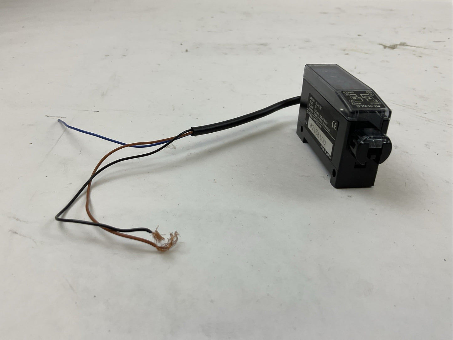KEYENCE PS2-61 PHOTOELECTRIC SENSOR 12-24VDC