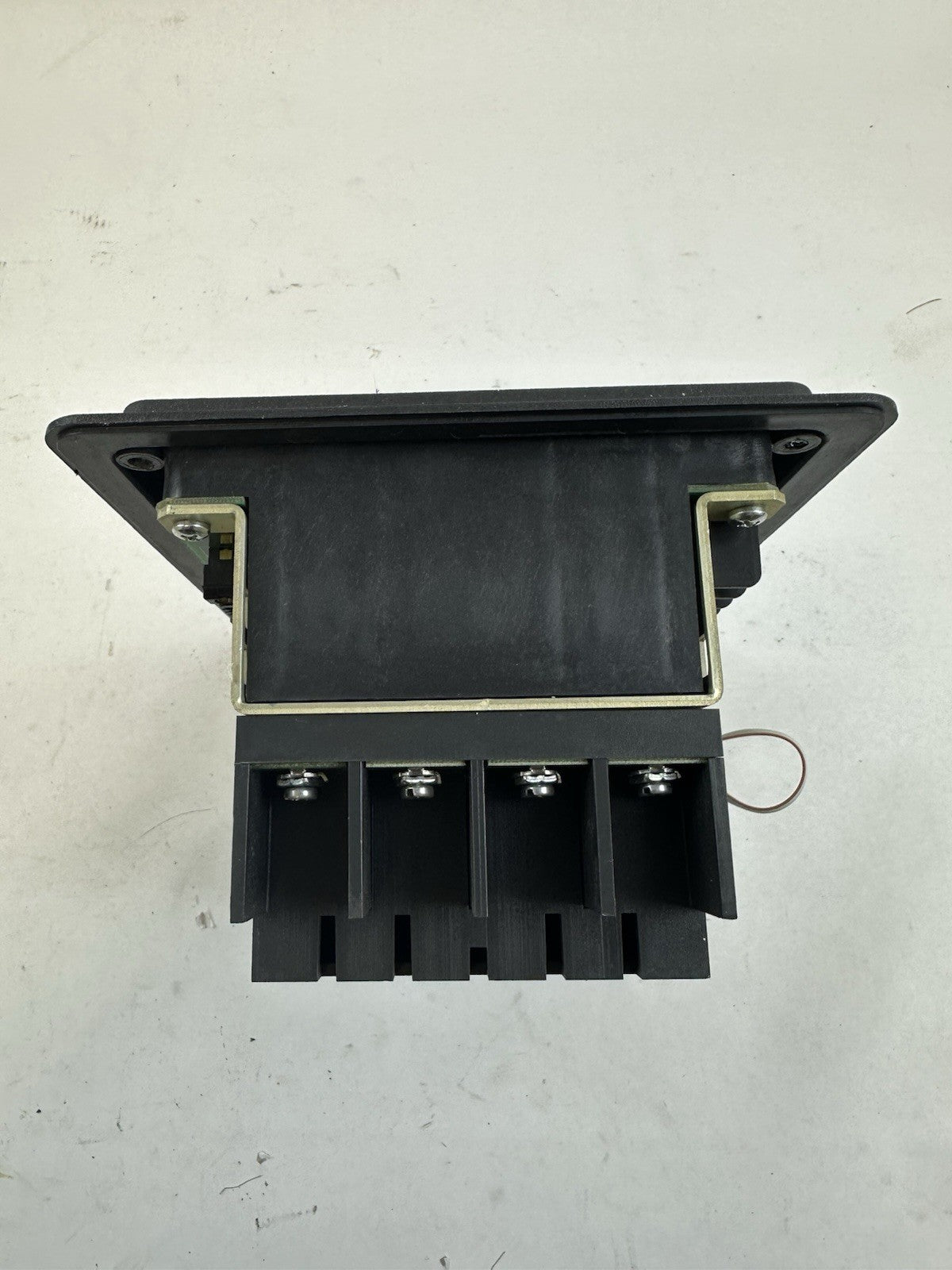 CUTLER-HAMMER EATON IQ DP-4000 POWER SUPPLY MODULE 3PH IPONI 100-600VAC