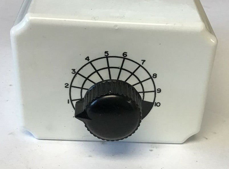WESTINGHOUSE SOLID STATE TIME DELAY RELAY MTON1P120A 120V 50/60HZ 0.1 TO 10SEC