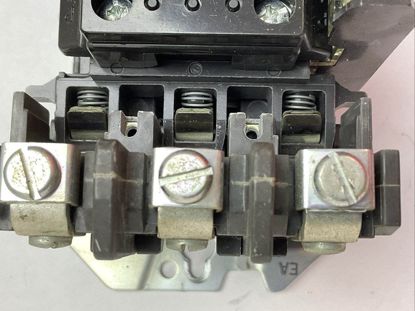 ALLEN BRADLEY STARTER 500F-BOD930 SER C 27A 600VAC 10HP COIL 115-120V 592-EUTB