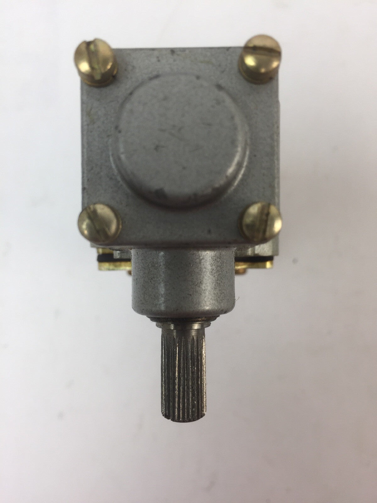 WESTINGHOUSE RRLB RR LIMIT SWITCH MAINTAINED CONTACT LIMIT SWITCH 600VAC 10AMP