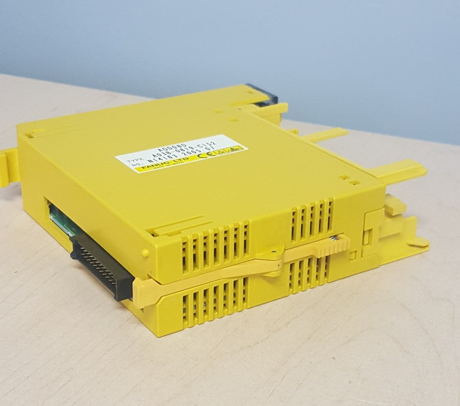 FANUC A03B-0819-C152 / A0D08D RELAY OUTPUT MODULE