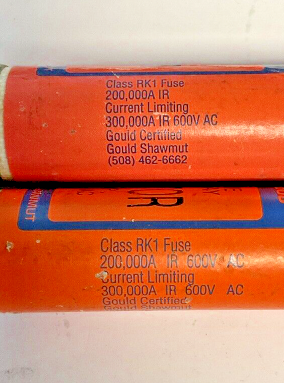 GOULD SHAWMUT A6D70R 70A TIME DELAY 600VAC AMP-TRAP 2000 ***LOTOF2***