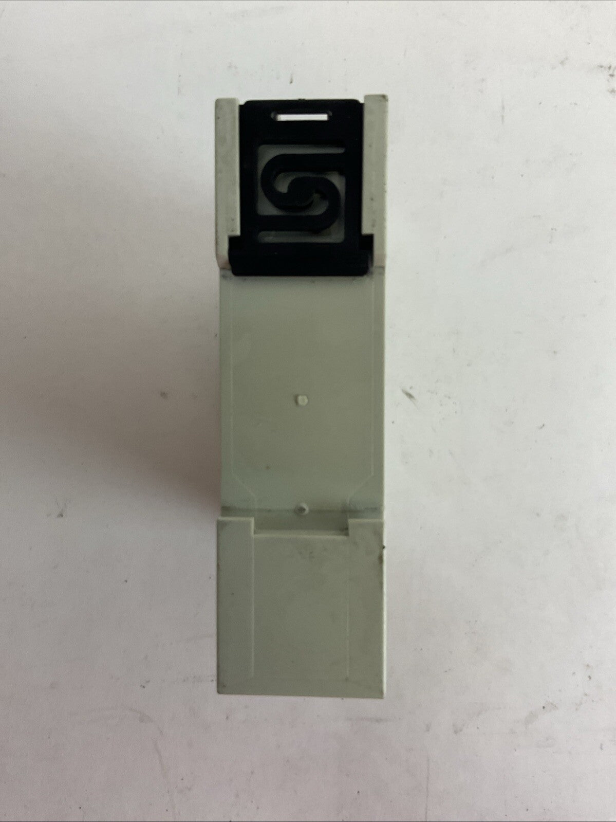 CARLO GAVAZZI EID C 115 5A CURRENT LEVEL RELAY 115VAC 50/60HZ