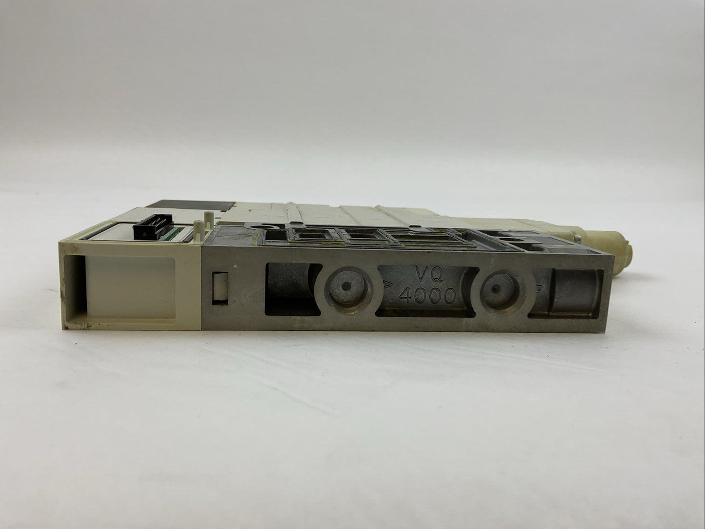 SMC SOLENOID VALVE VQ4100-5 ARBQ4000-N0 VQ 4000