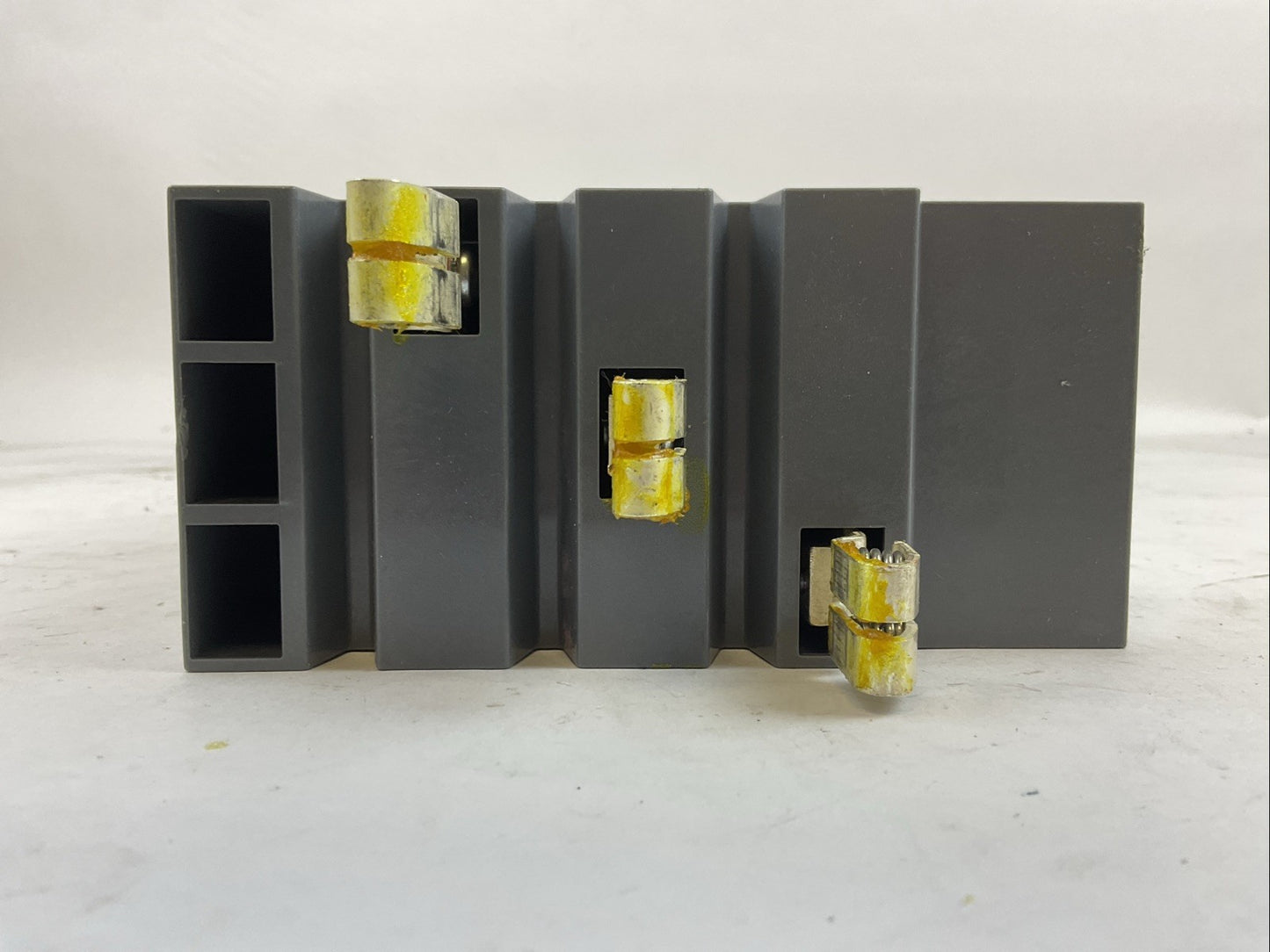ABB XT1NU3125AYD000XXX CIRCUIT BREAKER 600Y/347VAC 250VDC 125A TMAX XT1N 125