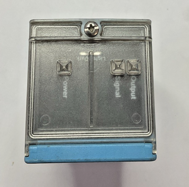 SICK WL2000-B5300 PHOTOELECTRIC SENSOR 30VDC 100MA