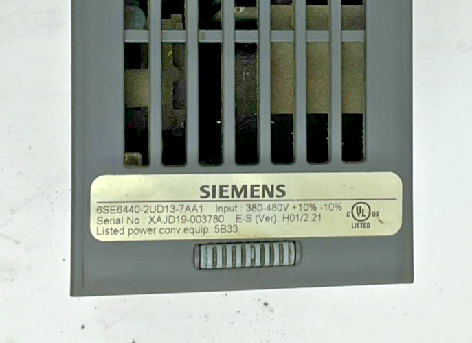 SIEMENS 6SE6440-2UD13-7AA1 FREQUENCY INVERTER MICRMASTER 440 VER. H01/2.21
