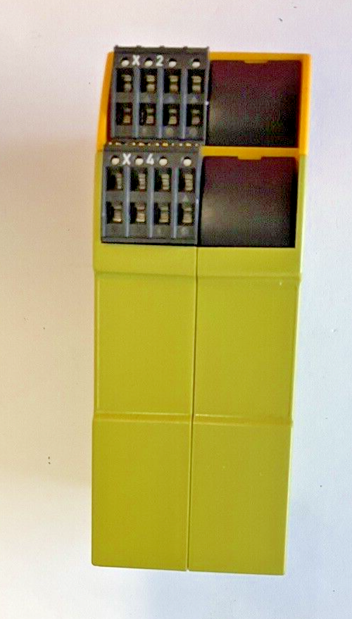 PILZ PNOZ S10 C 24 VDC 4N/0 1N/C SAFETY RELAY 24VDC