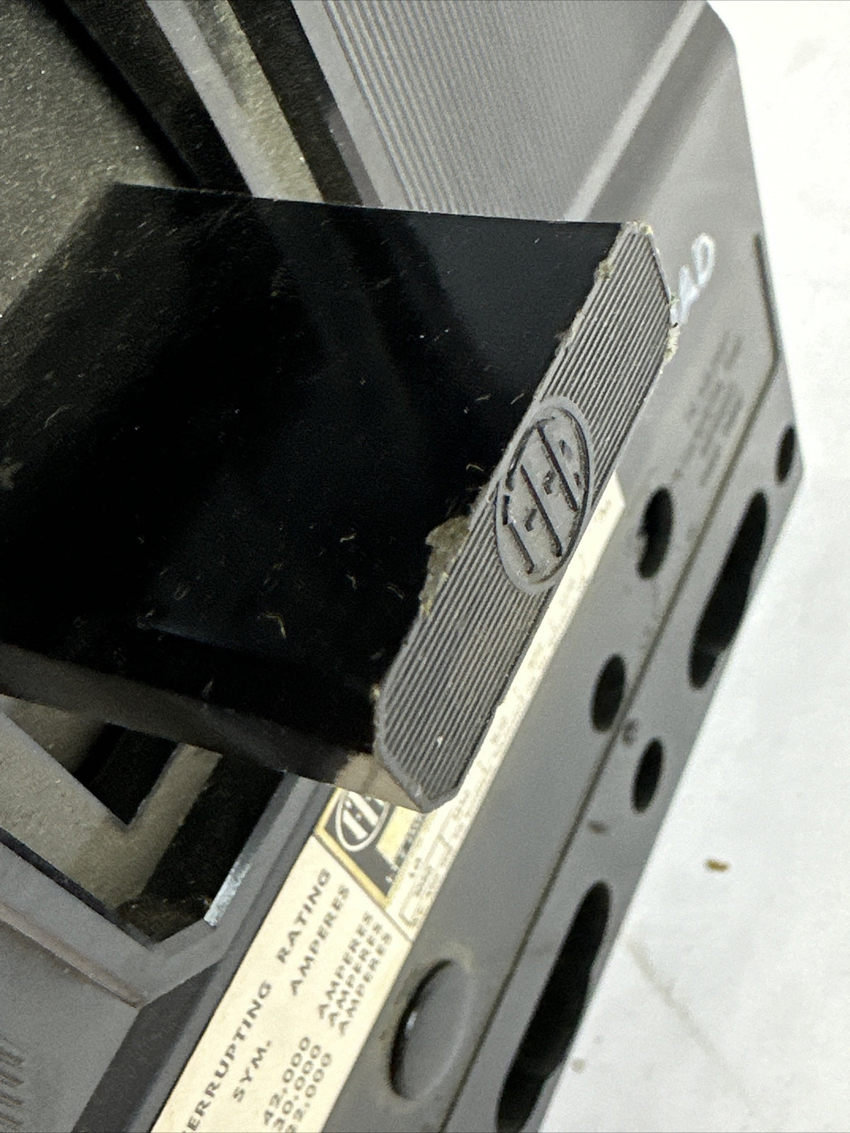 ITE JJ2B30000U06 CIRCUIT BREAKER 2POLE 300AMP 600VAC 250VDC JJ FRAME ET TYPE