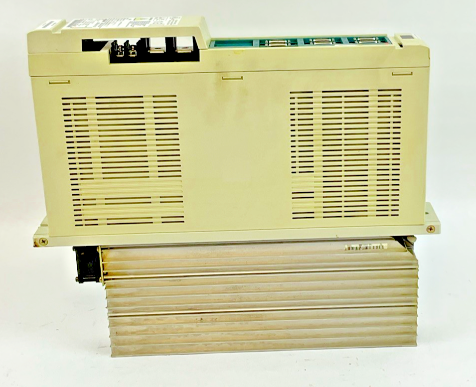 MITSUBISHI MDS-CH-V1-20 SERVO DRIVE UNIT 2KW 648V H/W VER.K 240HZ 4.6A
