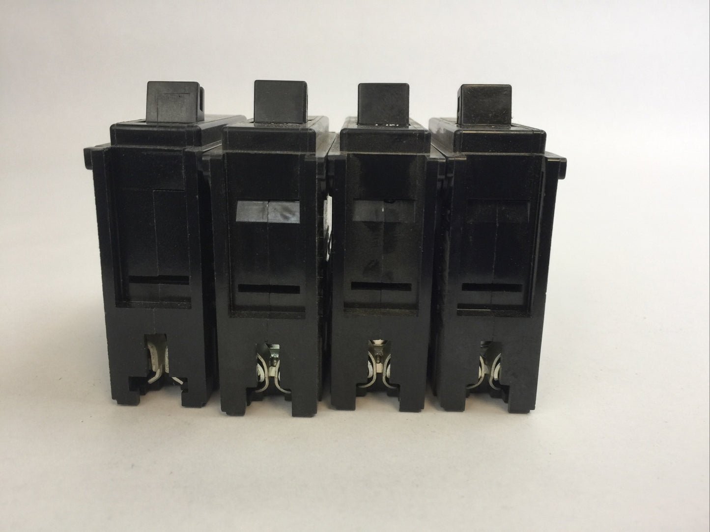 CHALLENGER/SYLVANIA C140 CIRCUIT BREAKER 40AMP 120/240VAC 1POLE (LOT OF 4)