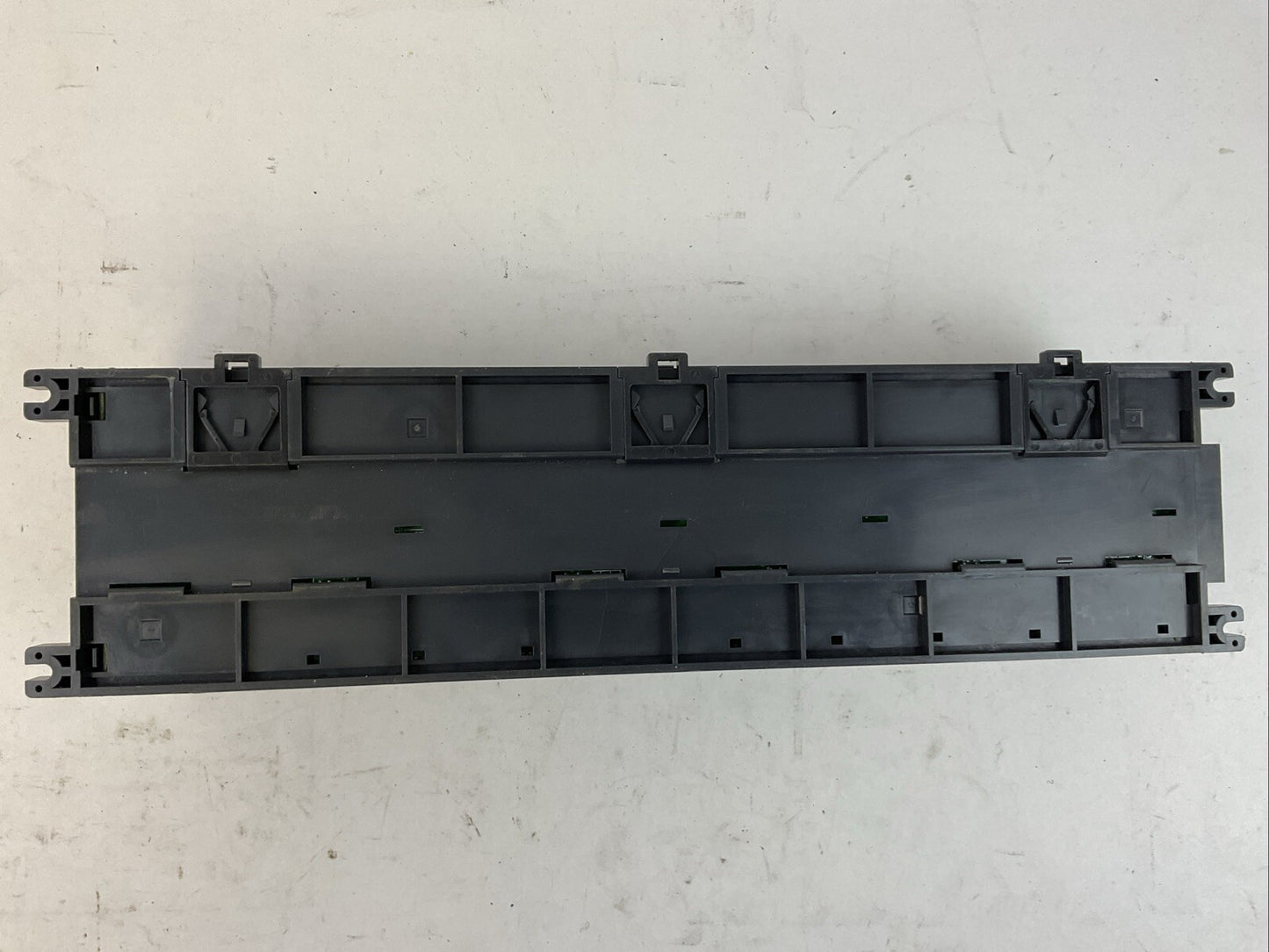 AUTOMATION DIRECT D2-09B-1 POWER SUPPLY 9-SLOT RACK 110/220VAC OUT 24VDC KOYO