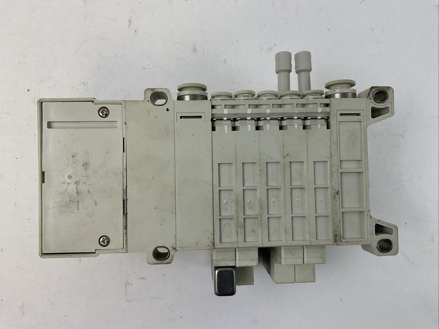 SMC VQC1400-51 (4) VQC VALVE 0.1-0.7 MPa VVQ1000-10A-1 (1) BLANKING PLATE