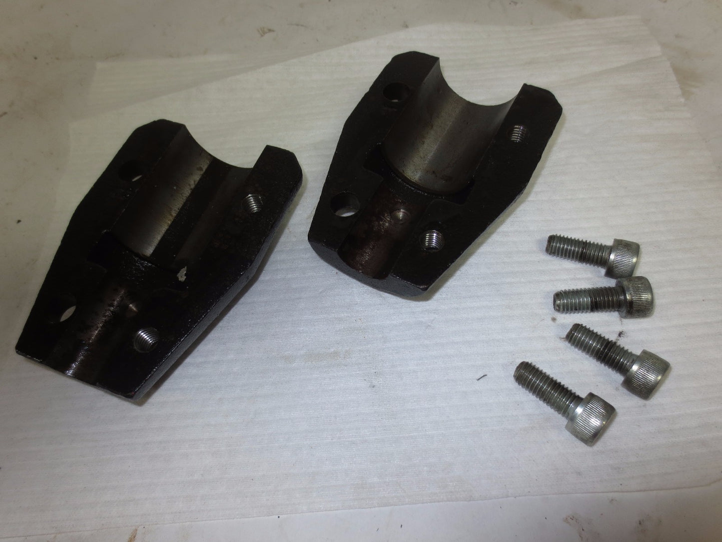 3400 08 MALLEABLE IRON SPLIT ROTATING REDUCER COUPLING - 1-1/2" -- 3/4" - NEW