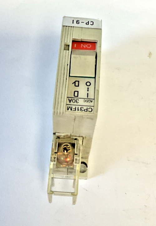 FUJI ELECTRIC CP31FM/30 CIRCUIT PROTECTOR 30 250VAC 65VDC ***LOTOF2***