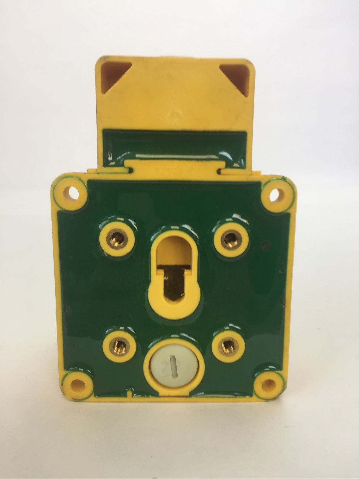 TURCK NI50-K90SR-UZ2X INDUCTIVE PROXIMITY SWITCH 80-250VAC 350mA