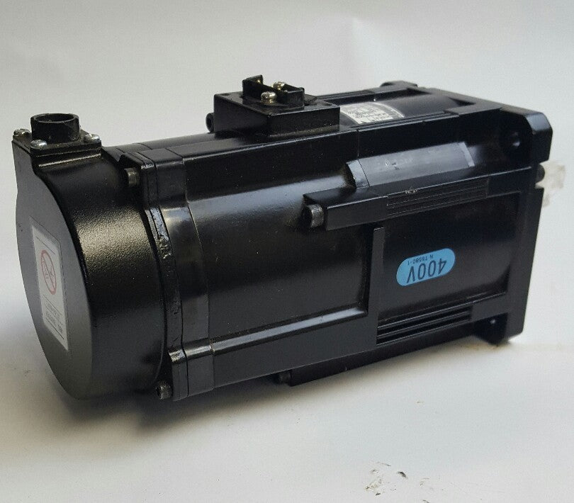 YASKAWA SGMGV-05D3E6C 400V, 0.45kW, 1.9A, AC SERVO MOTOR, NEW (DAMAGE)