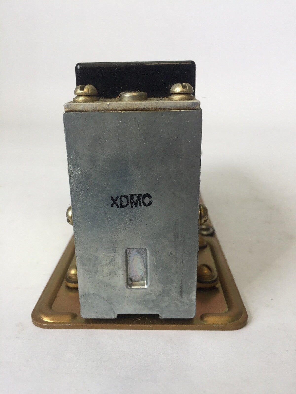 ALLEN BRADLEY 849-Z0B32 PNEUMATIC TIMING RELAY 600VAC 21A241 COIL 480V 60HZ