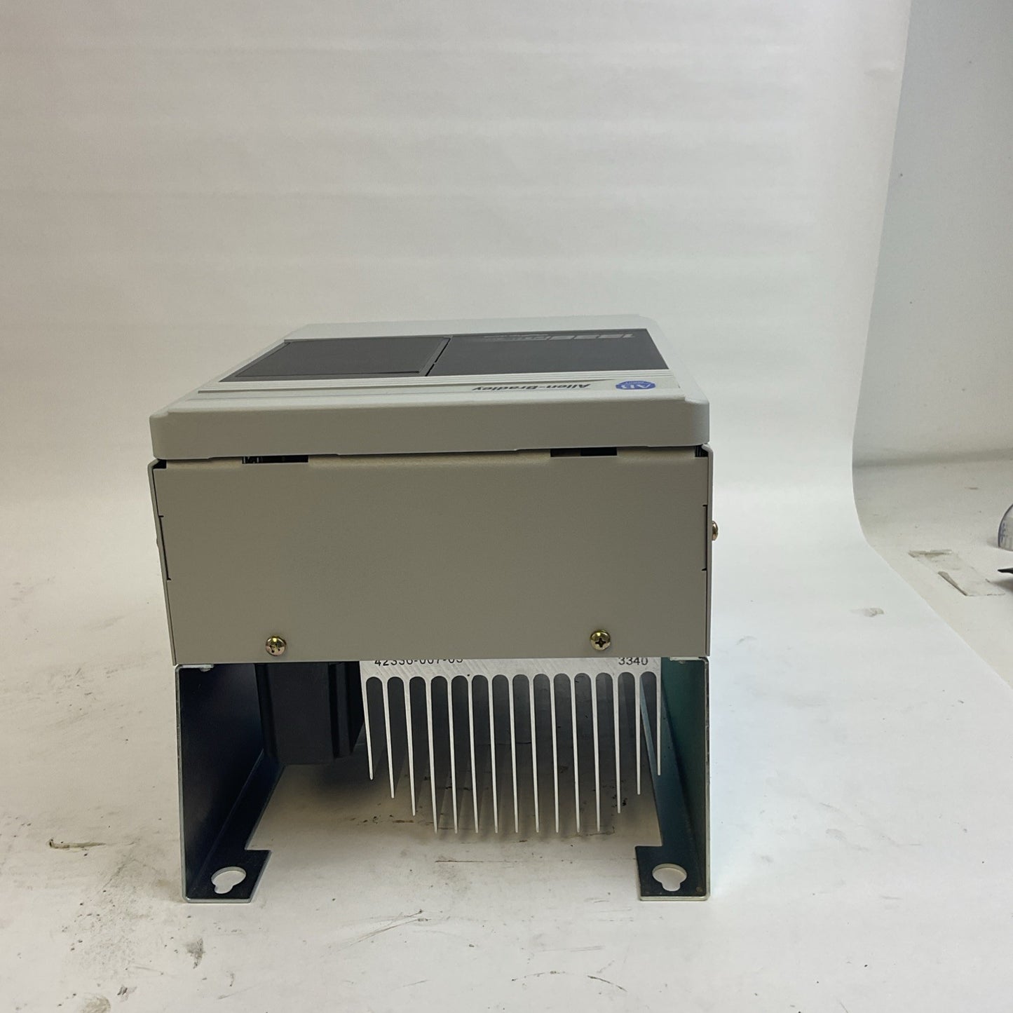 ALLEN BRADLEY 1336F-BRF50-AA-EN AC FREQ. DRIVE SER.C 460VAC 5HP 50/60HZ