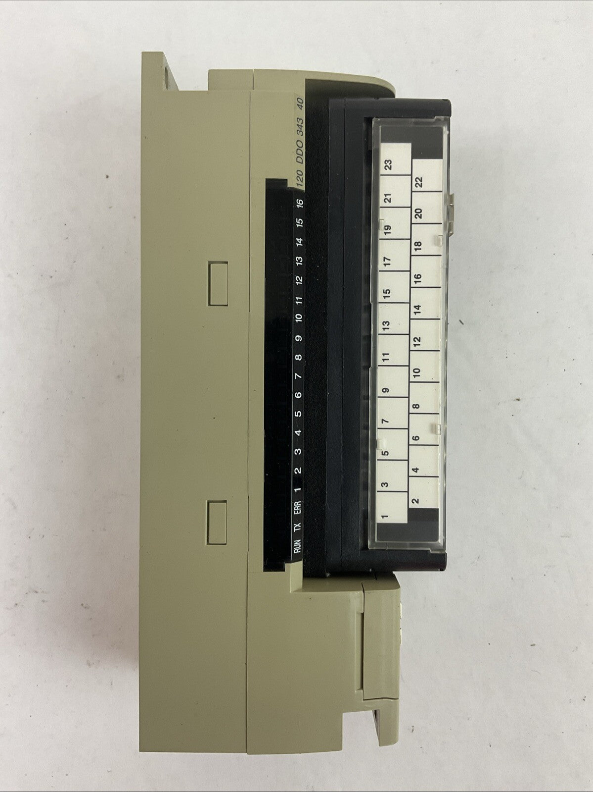 YASKAWA JAMSC-120DD034340 MECHATROLINK VIO OUTPUT RELAY 12/24VDC 16 POINT VER C0