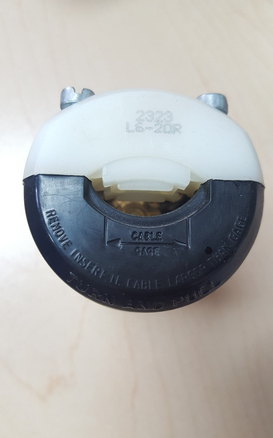 LEVITON 2323 TWIST LOCK 2pole-3wire Black 20A-250V
