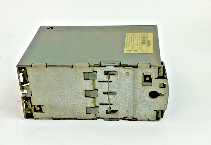 SIEMENS 6SE6440-2UD13-7AA1 FREQUENCY INVERTER MICROMASTER 440 VER. F03/2.11