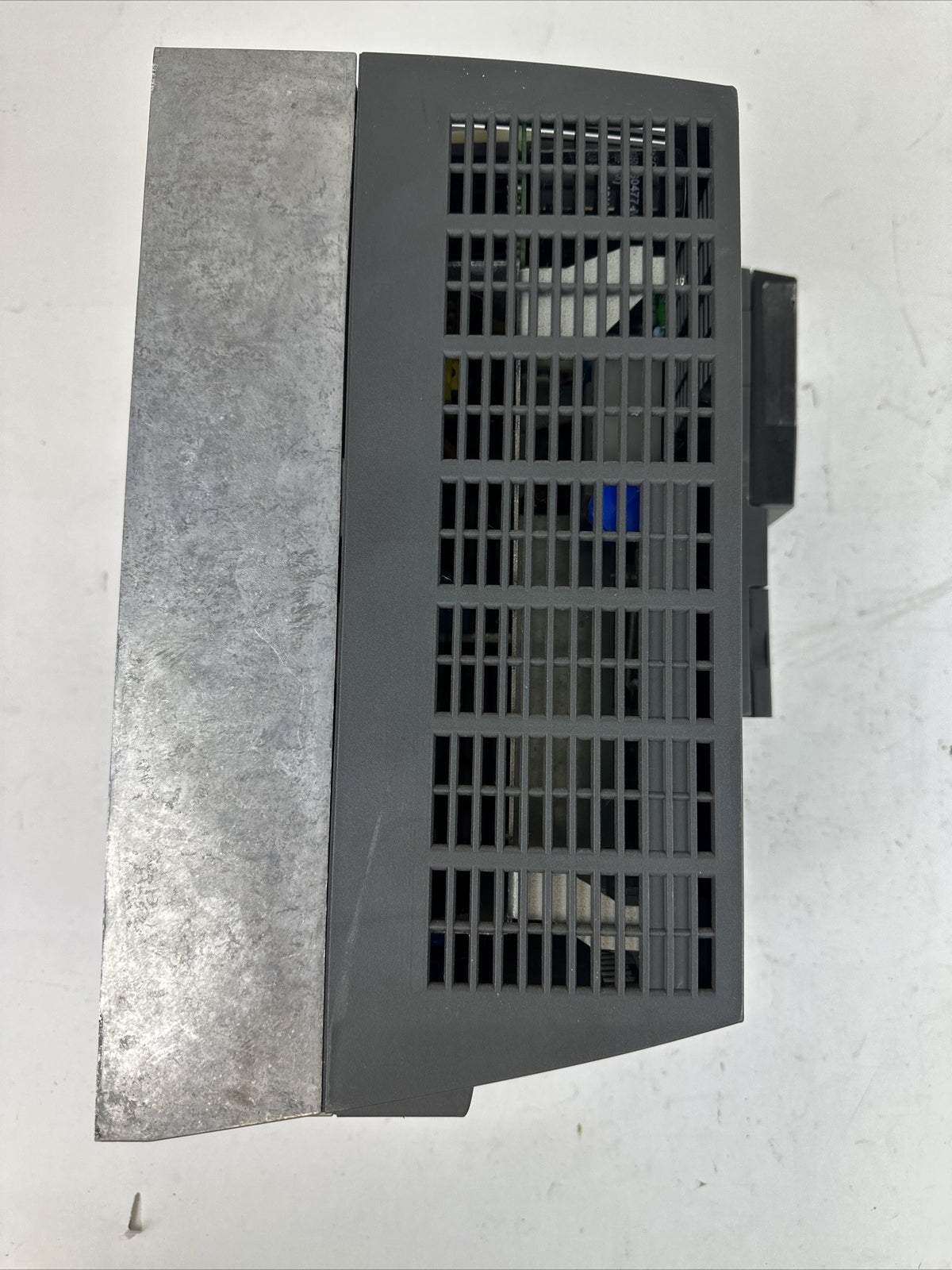SIEMENS 6SL3224-0BE27-5UA0 POWER MODULE 240 BOP-2 CU240E-2 DP-F *PLASTIC CRACKED