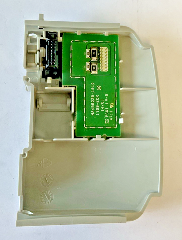 ALLEN BRADLEY 1769-ECR RIGHT END CAP/TERMINAL SER.A DIR95320733 VER.04