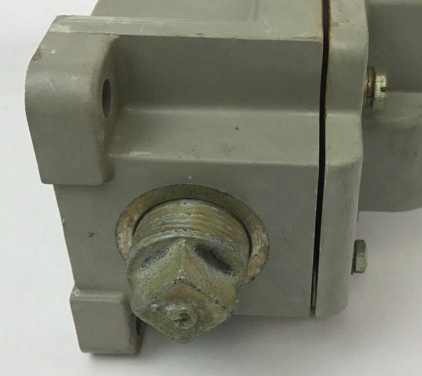WESTINGHOUSE PUSHBUTTON STATION TYPE HDN STYLE 1740970, HS930-548-5969 600VOLTS