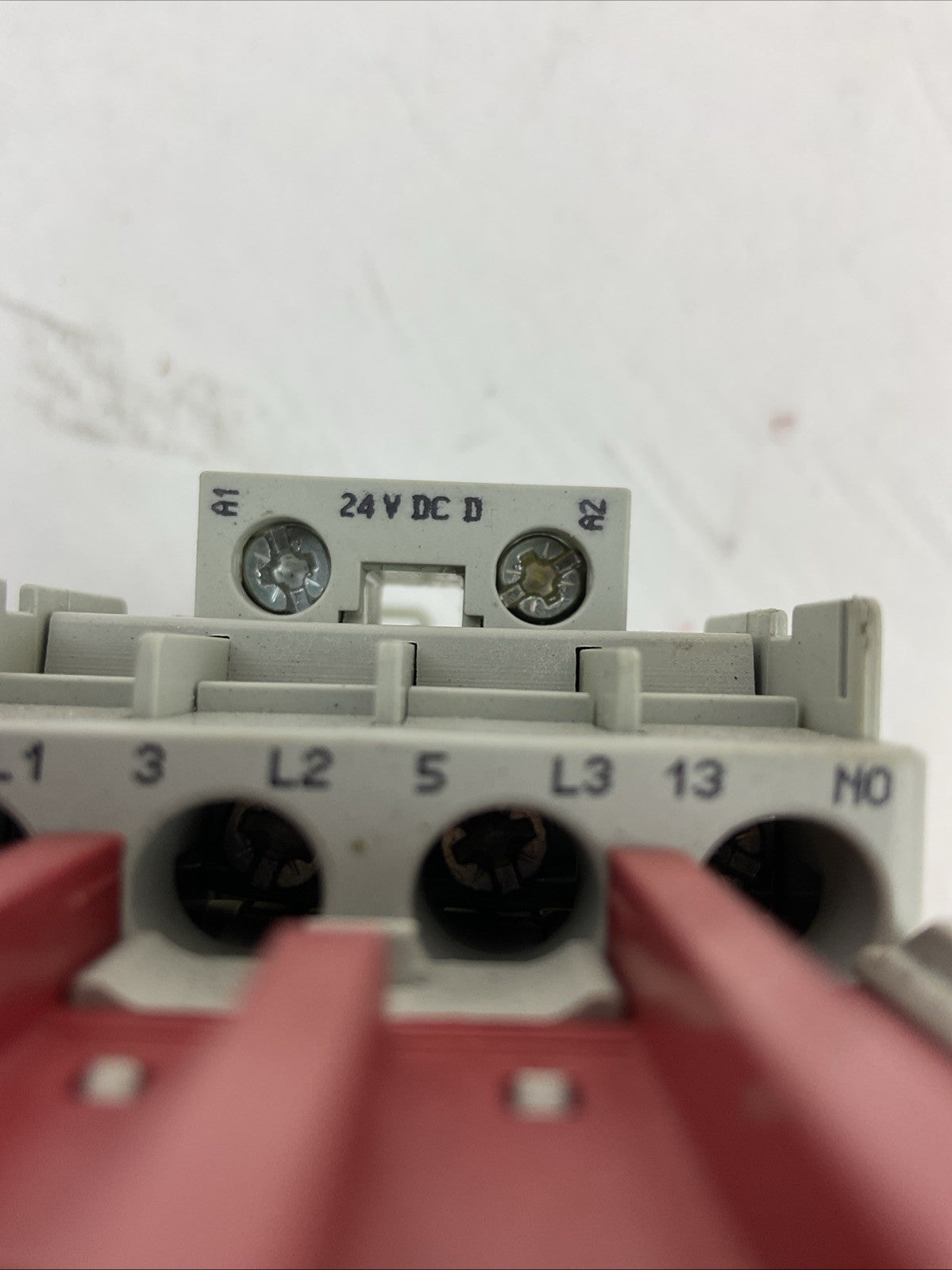 ALLEN BRADLEY STARTER (100S-C09DJ14C (100-C09D*10 +100S-F) + 193-EECB 1.0-5.0A)